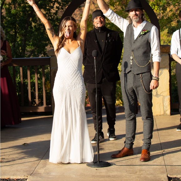 David Bridals Wedding Dress // Size 2 - Picture 2 of 4